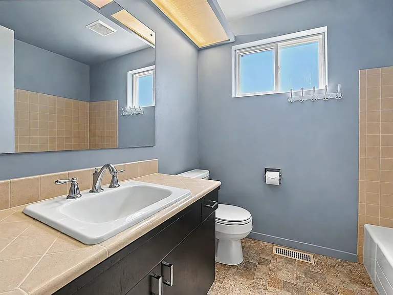 16815 NE 6th Pl — Photo 19