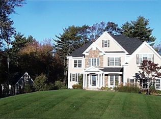 11 Wagon Trl, Lakeville, MA 02347