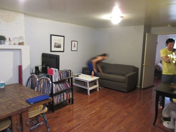 3rd image of 534 Lafayette Ave APT 1