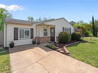 3833 Sunstream Pkwy, Virginia Beach, VA 23456