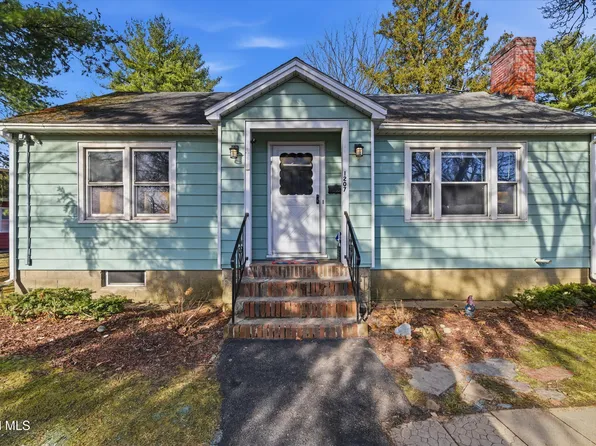 1207 Sumner Avenue, Schenectady, NY 12309