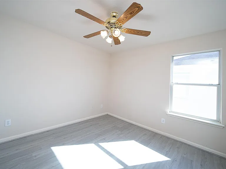 12934 Kingston Point Ln — Photo 20