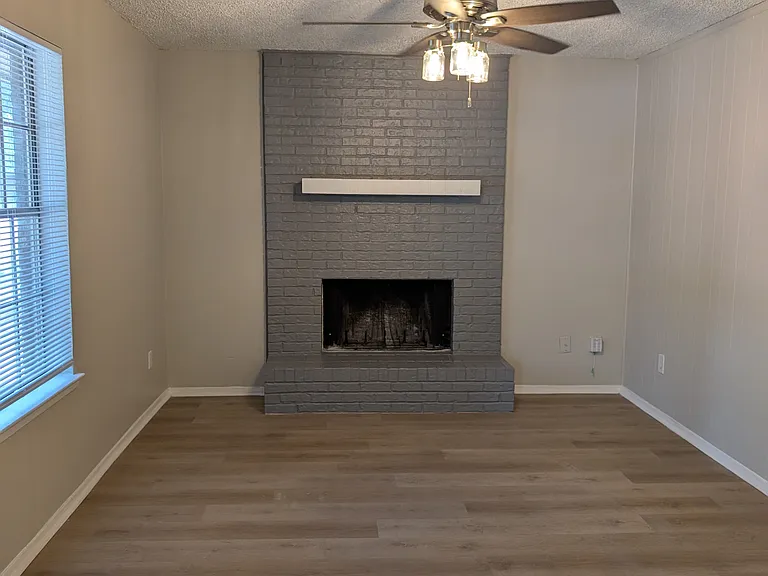 7518 Windhaven Rd — Photo 6