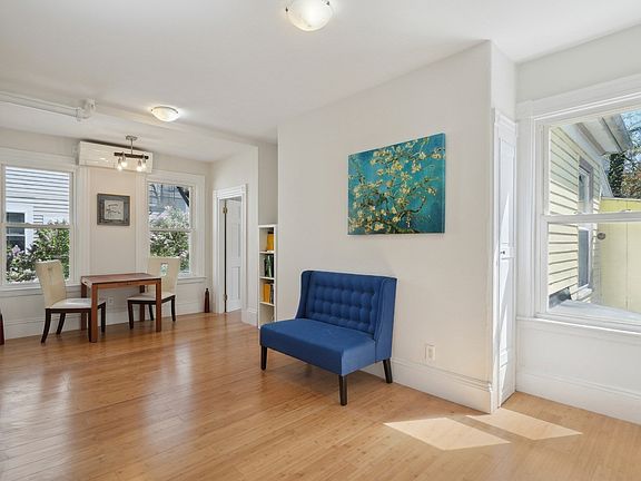 4th image of 9 Kidder Ave #2
