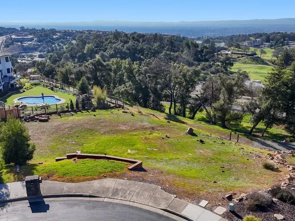 3569 Fir Hollow Court, Santa Rosa, CA 95403