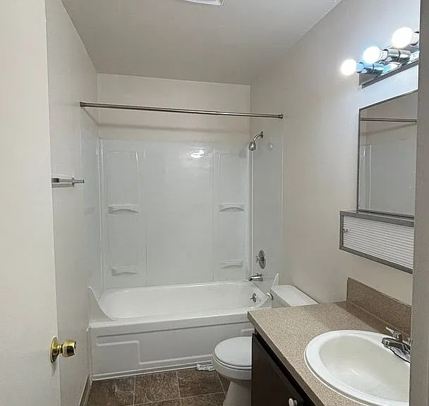 Cedars West Apartments — Photo 19