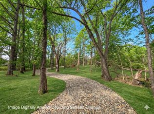 2404 Summer Oaks Cir, Summertown, TN 38483