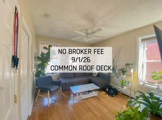 404 Commercial St APT 4, Boston, MA 02109