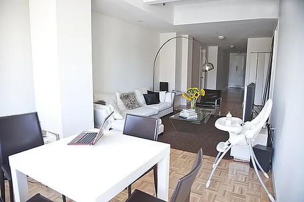 Rented by The World Wide Group | media 21