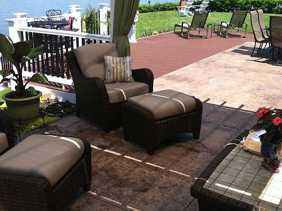 2nd image of 3391 Oak Knoll Dr