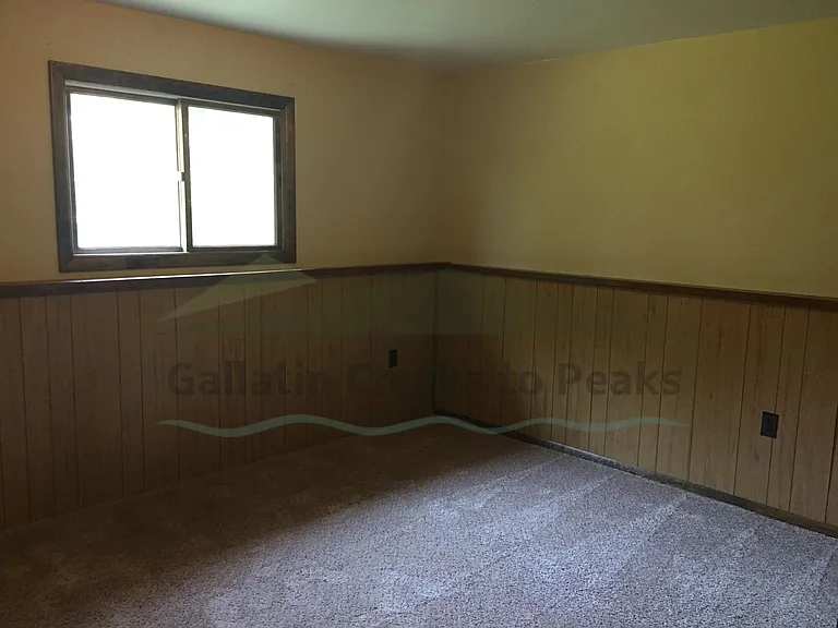 410 Henderson St — Photo 5