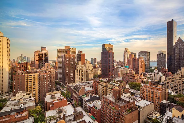 Sold by Douglas Elliman | media 2