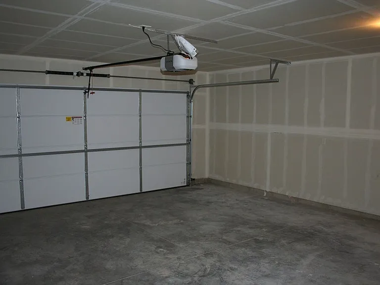 2282 Gallatin Green — Photo 3