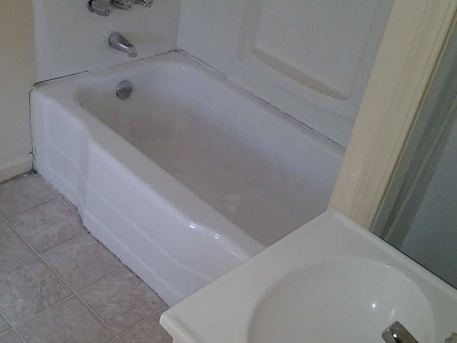 4 bed, 1200 sqft, $1,500 — Photo 4