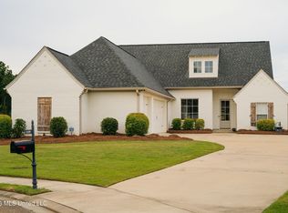 159 Camden Lake Dr, Madison, MS 39110
