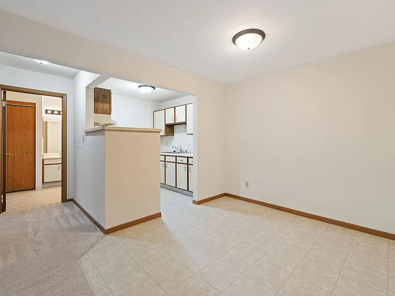 N83W13684 Fond Du Lac Ave #51 — Photo 14