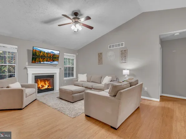 355 Timber Ln, Grasonville, MD 21638