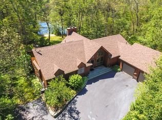 202 Kenwood Rd, Griswold, CT 06351