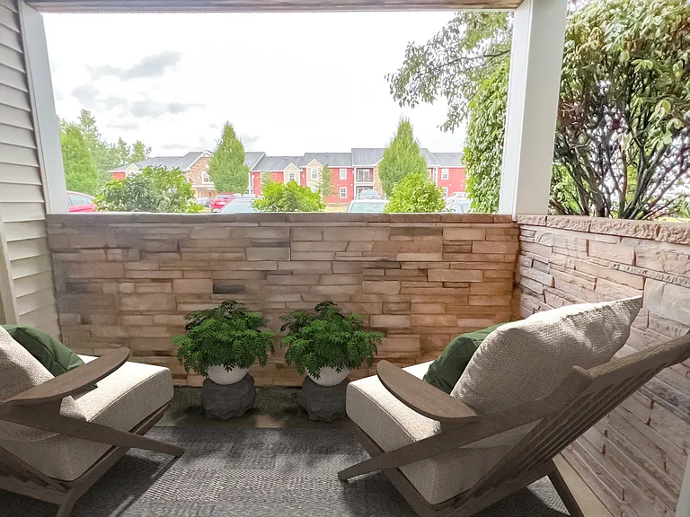 Hilltop Apartments — Photo 31