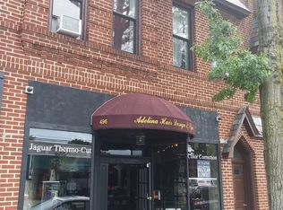 494 Plandome Rd, Manhasset, NY 11030