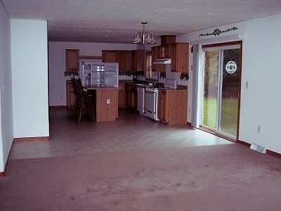 4th image of 2649 New Holland Dr