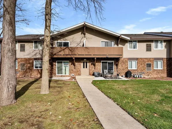 W158N11177 Legend AVENUE #5, Germantown, WI 53022