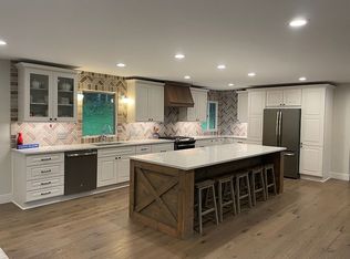 5683 Fisher Rd, Howell, MI 48855