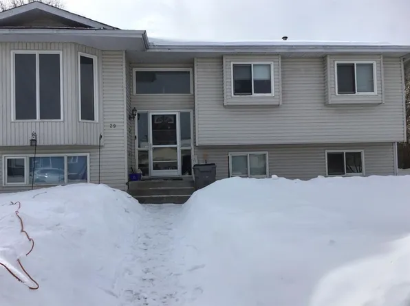 29 N Lyons Cres, Whitecourt, AB T7S 1B9