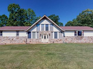 2253 Grays Bend Rd, Centerville, TN 37033