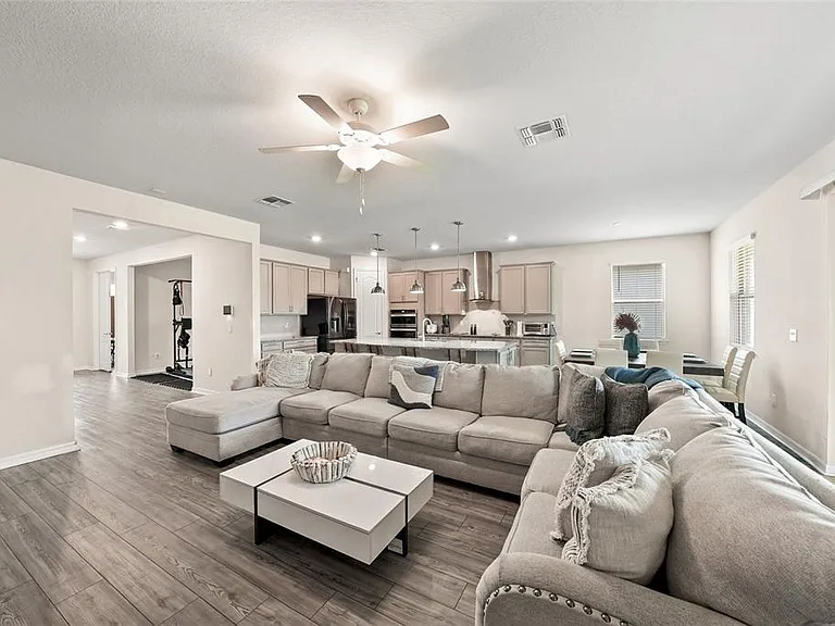 10913 Green Harvest Dr — Photo 14