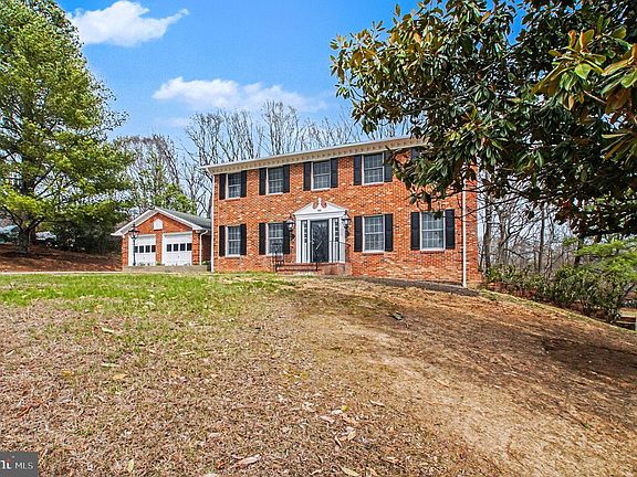 3rd image of 98 Deacon Rd