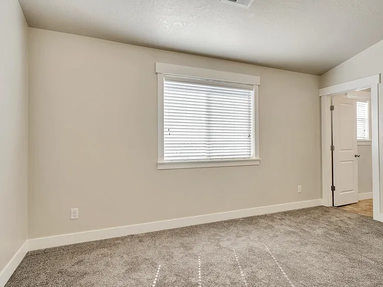 209 W Whitewater Dr — Photo 11