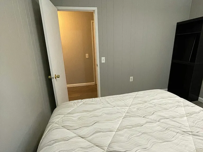 2107 Jefferson Ave #2 — Photo 9