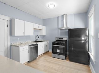 4 1/2 Van Vorst St, Utica, NY 13501