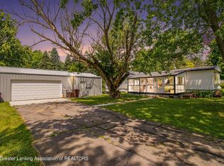 1236 W Fitchburg Rd, Leslie, MI 49251