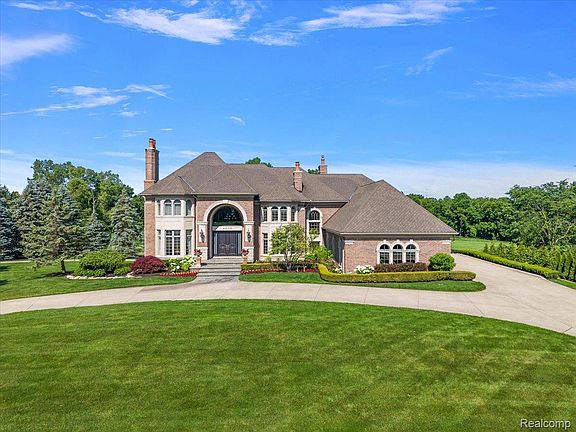 5th image of 4650 Gatehouse Ct