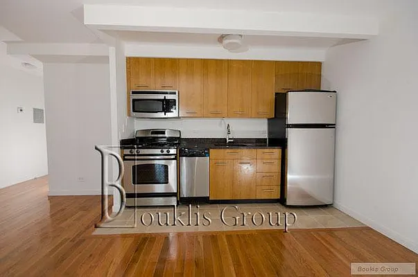 Rented by Bouklis Group | media 11