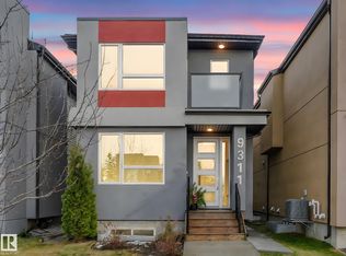 9311 152nd St NW, Edmonton, AB T5R 1M8