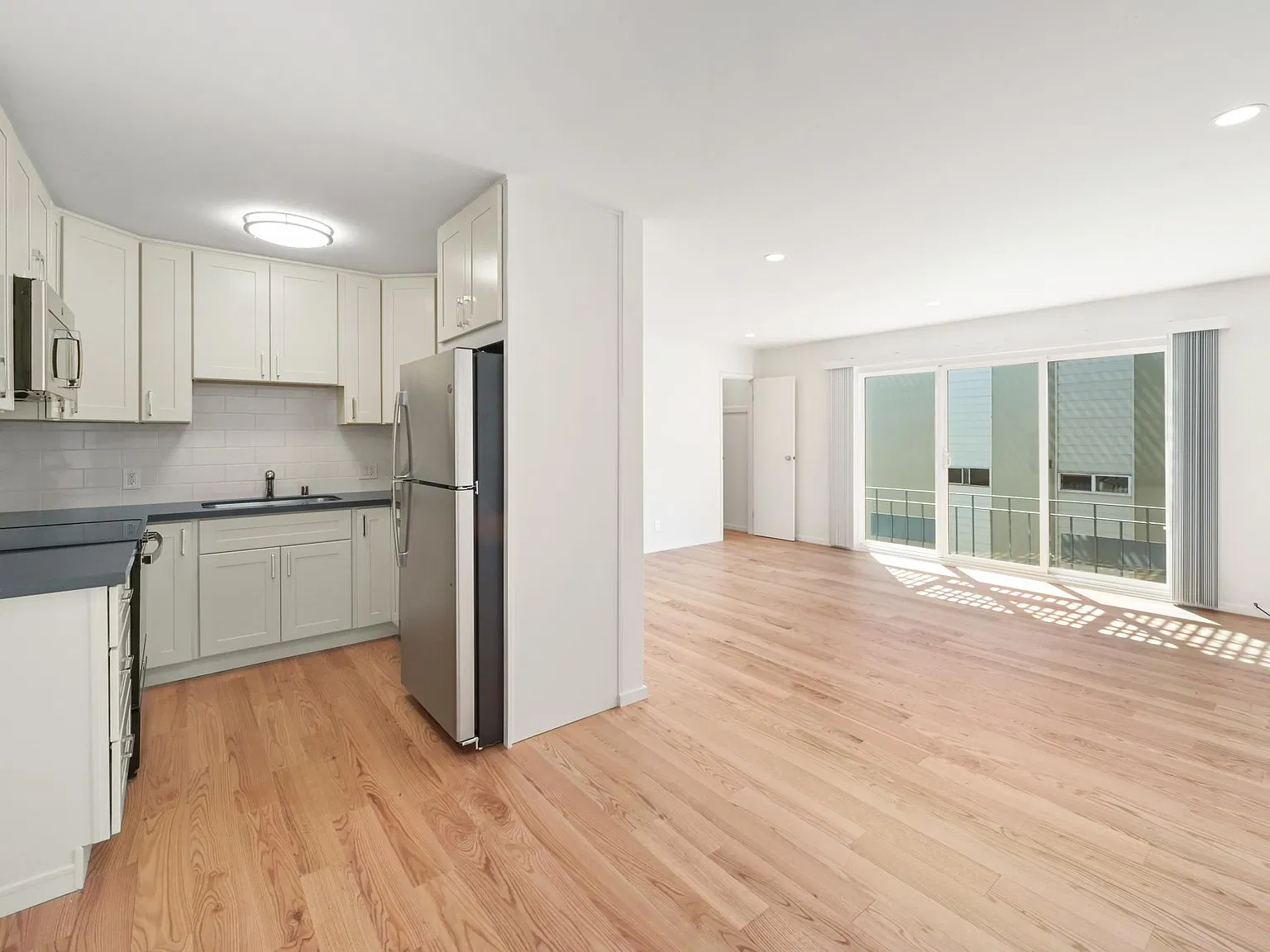 1 bed, 800 sqft, $3,795 — Photo 2