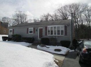 8 Oakwood Ave, Randolph, MA 02368