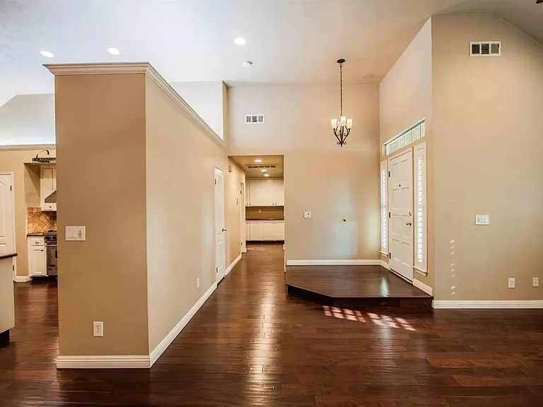 1838 E Shea Dr — Photo 11