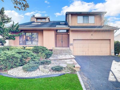 26 Anne Drive, Hicksville, NY, 11801