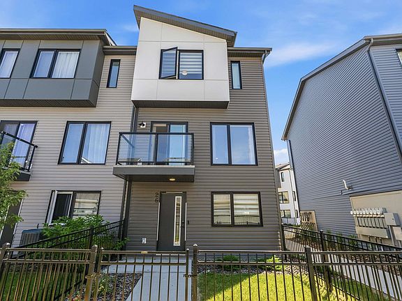 2nd image of 11910 35th Ave SW #26