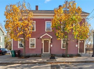 38 Lincoln St, Woonsocket, RI 02895