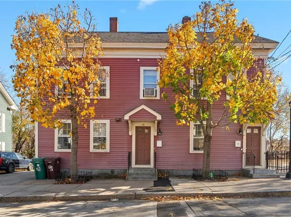 38 Lincoln St, Woonsocket, RI 02895