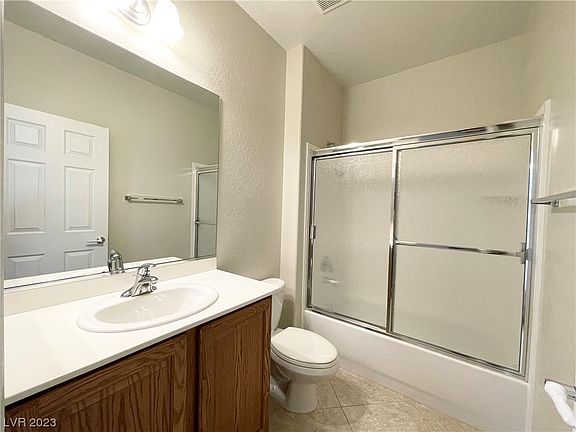 4th image of 2469 Jade Sky St