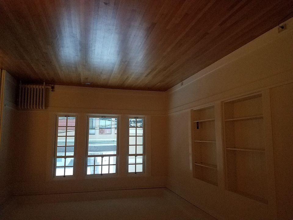 Living Room late afternoon