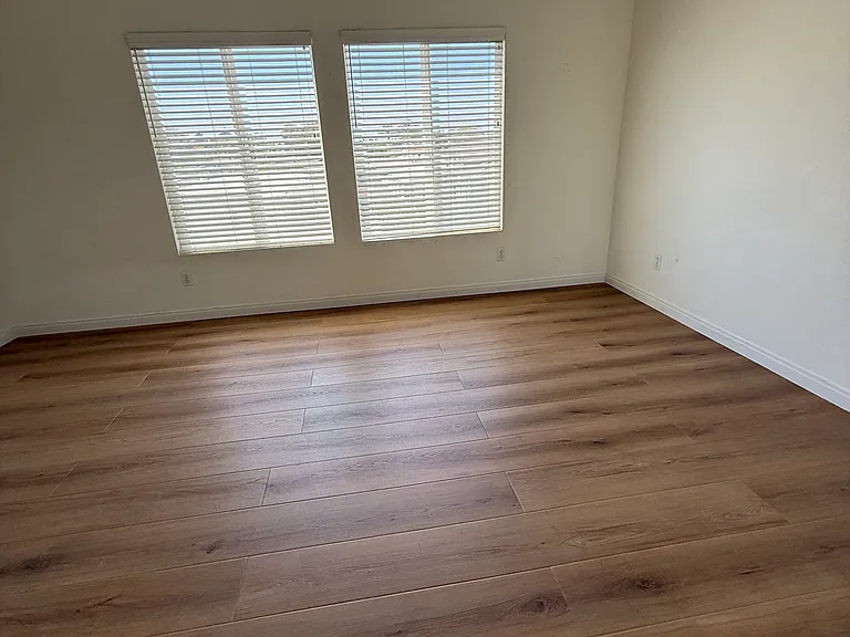 671 Bennett Ave — Photo 12