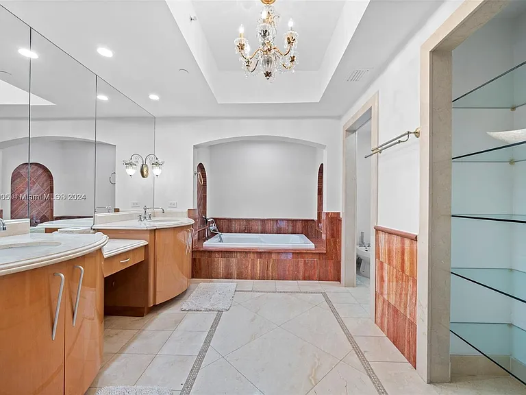 17875 Collins Ave #702 — Photo 30