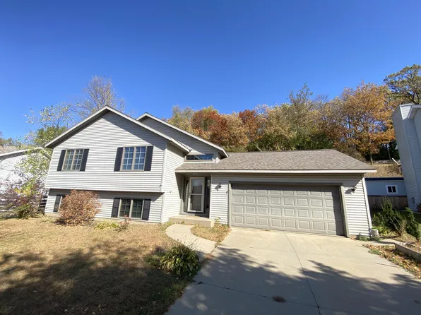 2932 Northern Slopes Ln NE, Rochester, MN 55906